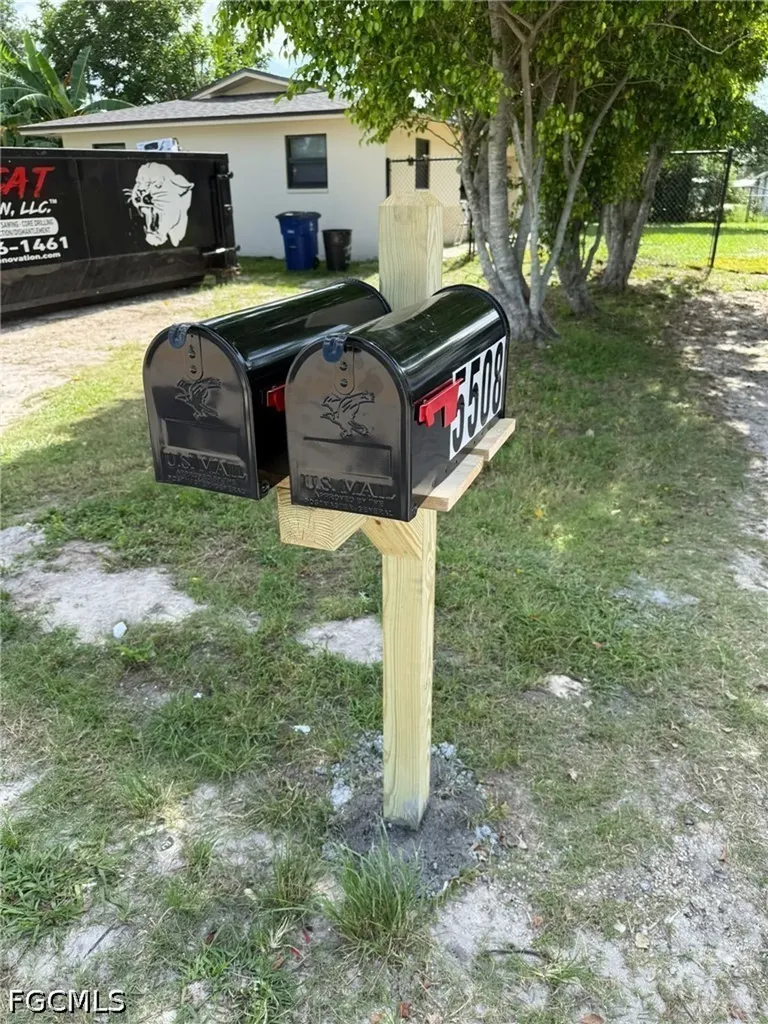 5512 8th Avenue Fort Myers FL 33907