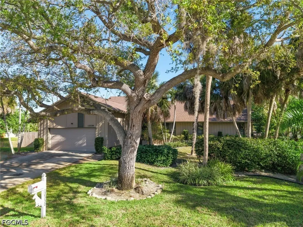 12330 Mcgregor Woods Circle Fort Myers FL 33908