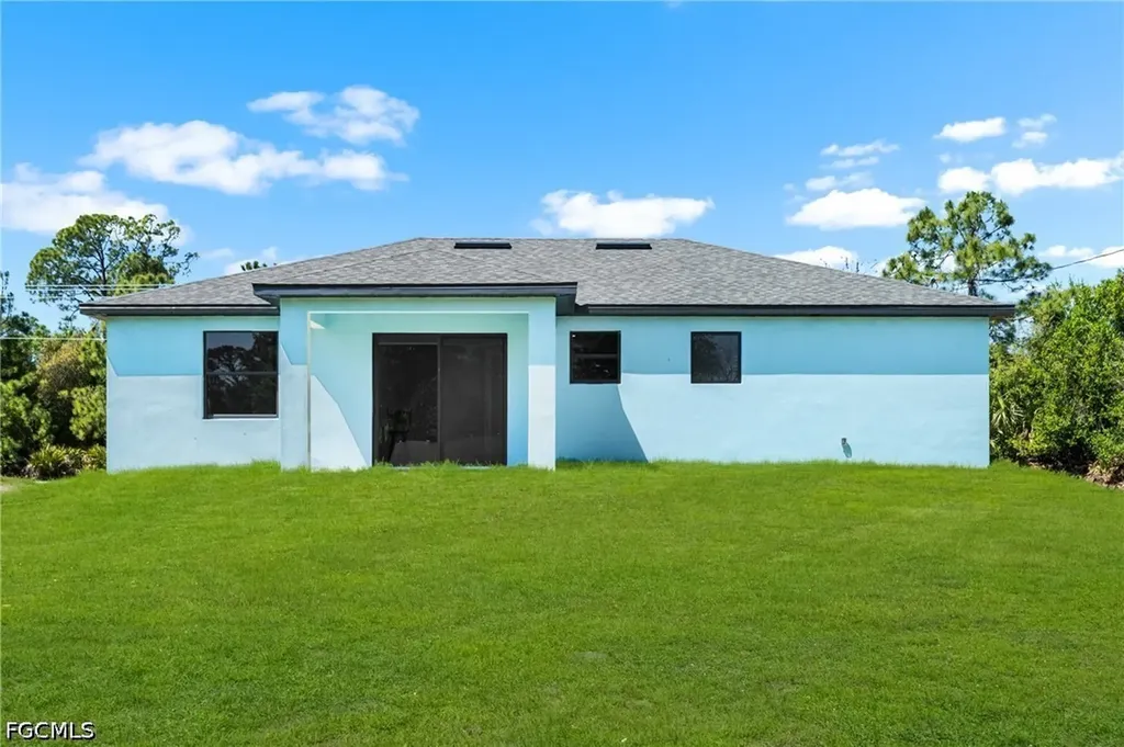 116 Mcarthur Avenue Lehigh Acres FL 33936