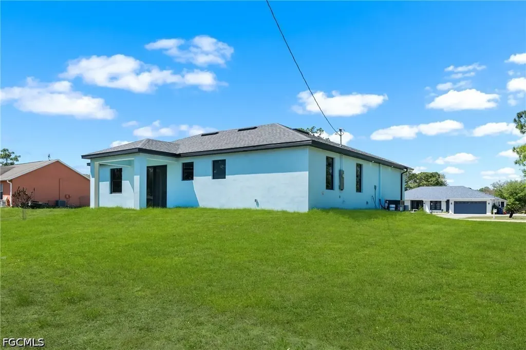 116 Mcarthur Avenue Lehigh Acres FL 33936