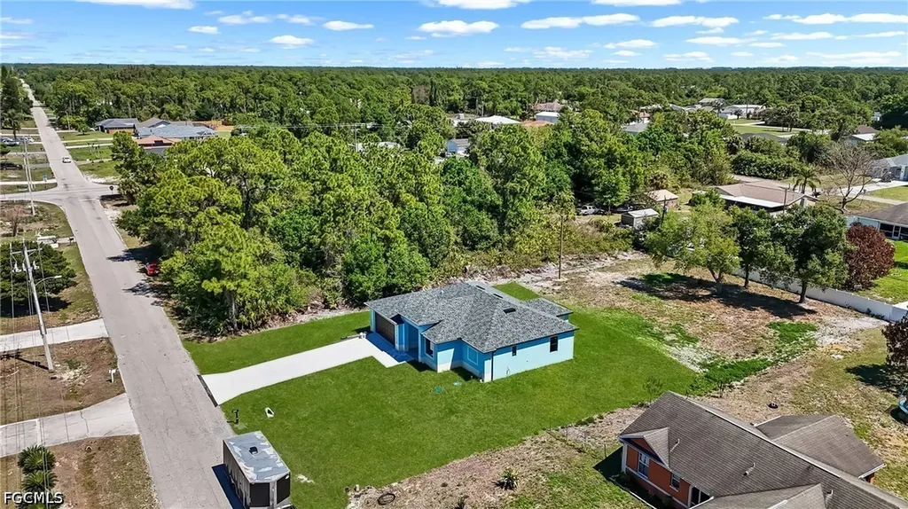 116 Mcarthur Avenue Lehigh Acres FL 33936