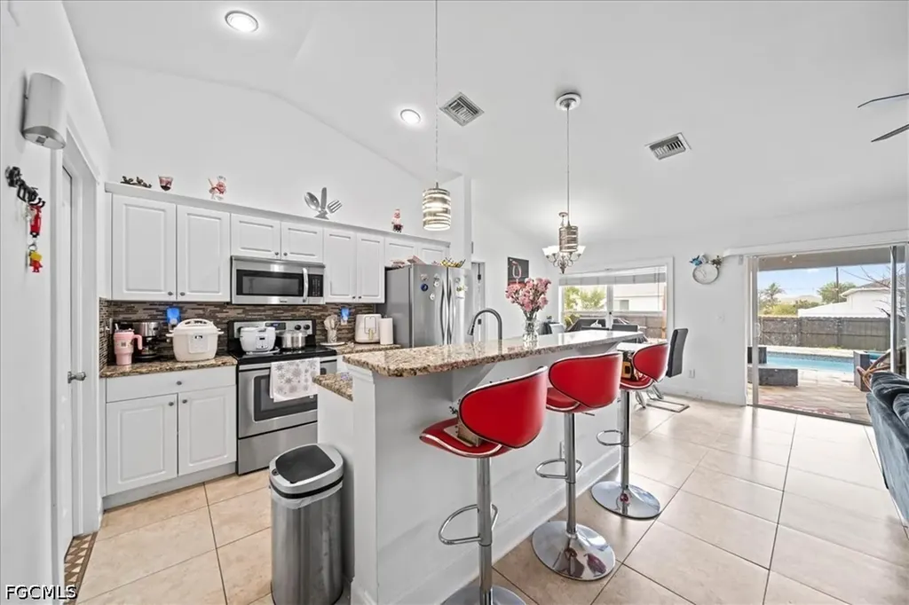 2304 NW 7th Street Cape Coral FL 33993