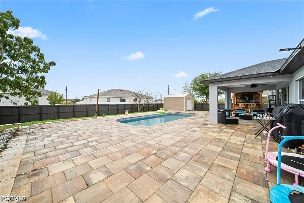 2304 NW 7th Street Cape Coral FL 33993