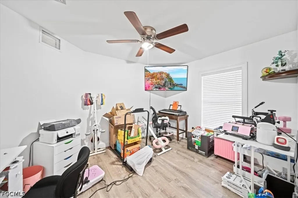 2304 NW 7th Street Cape Coral FL 33993