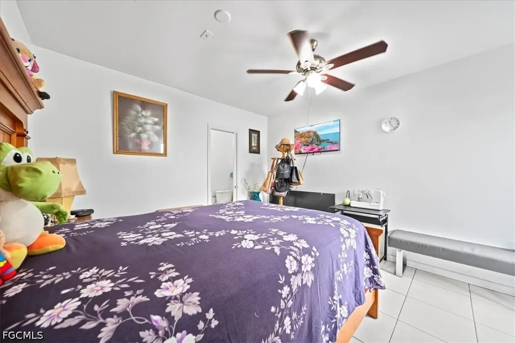 2304 NW 7th Street Cape Coral FL 33993
