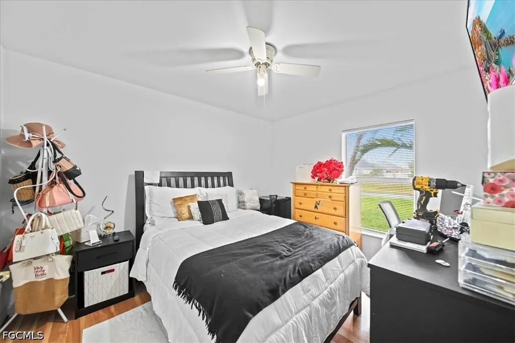 2304 NW 7th Street Cape Coral FL 33993