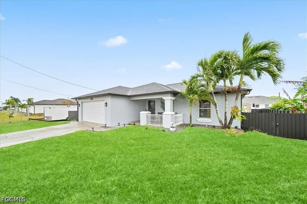 2304 NW 7th Street Cape Coral FL 33993