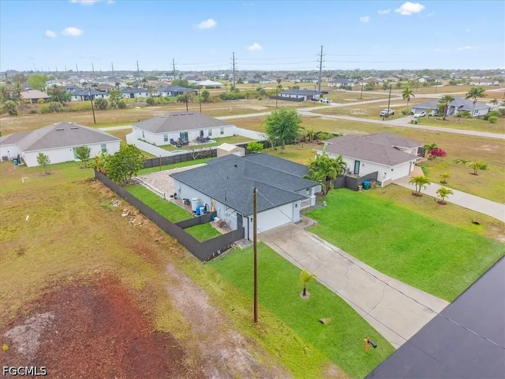2304 NW 7th Street Cape Coral FL 33993