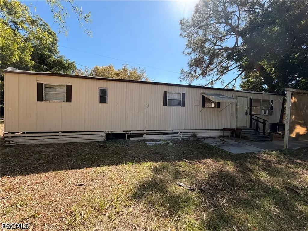 8028 Breeze Drive North Fort Myers FL 33917