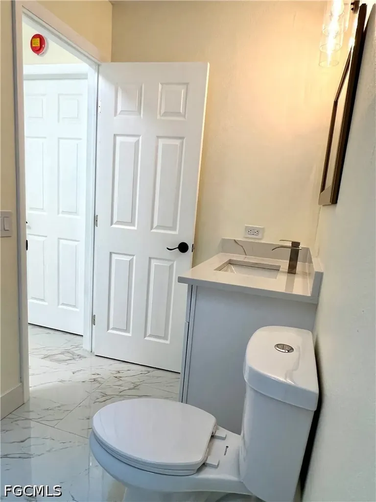17503 Village Inlet Court Fort Myers FL 33908
