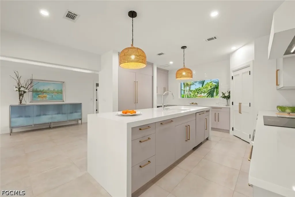 1146 Golden Olive Court Sanibel FL 33957