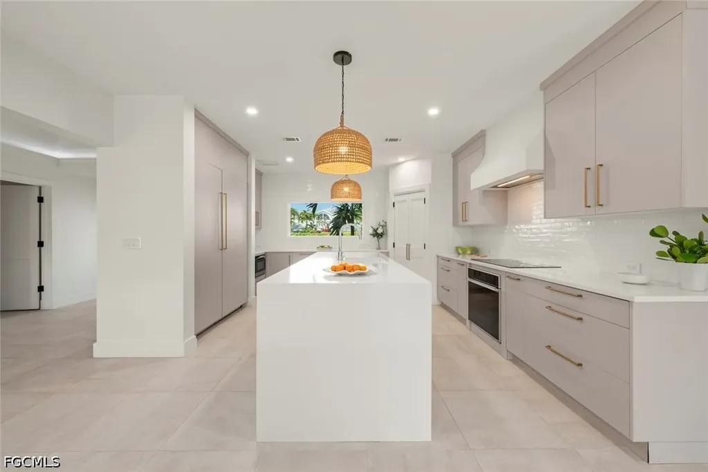 1146 Golden Olive Court Sanibel FL 33957