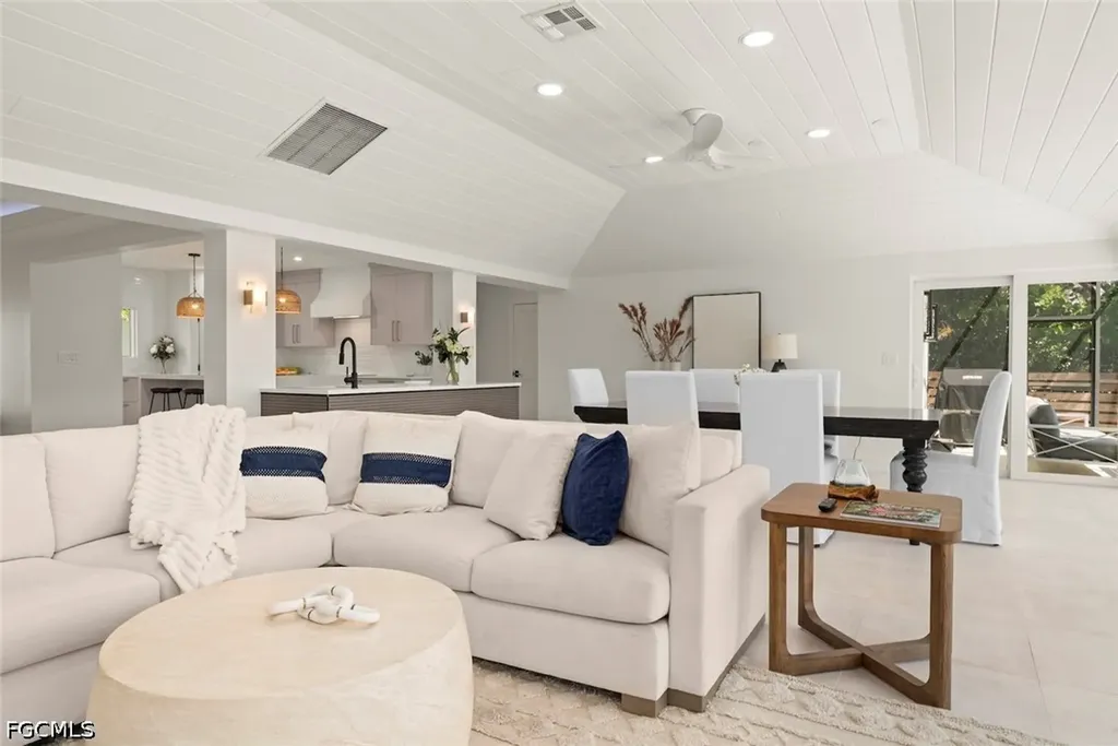 1146 Golden Olive Court Sanibel FL 33957