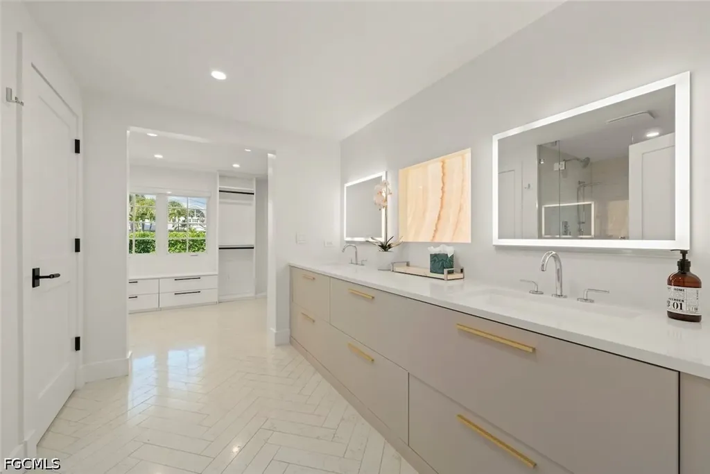 1146 Golden Olive Court Sanibel FL 33957