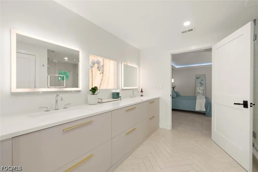 1146 Golden Olive Court Sanibel FL 33957