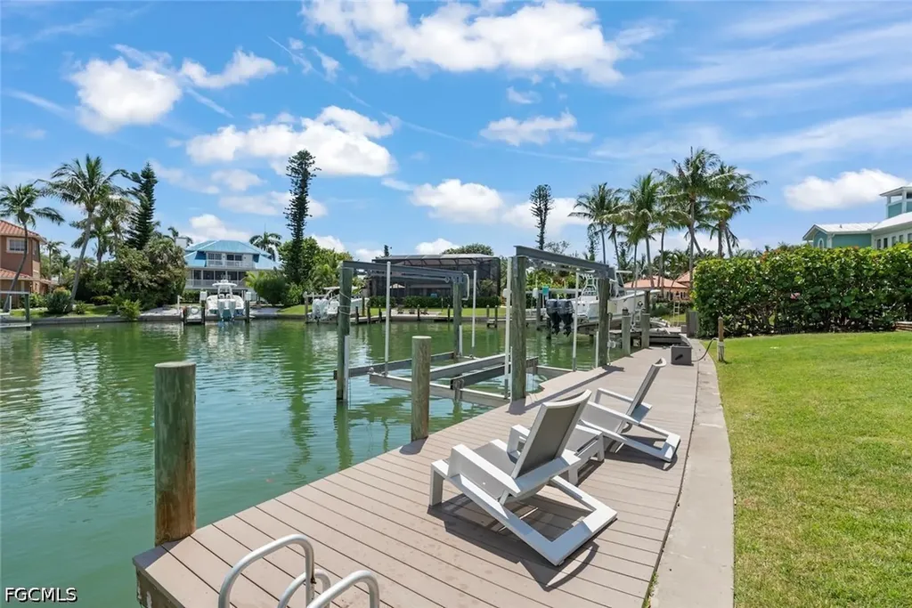 1146 Golden Olive Court Sanibel FL 33957