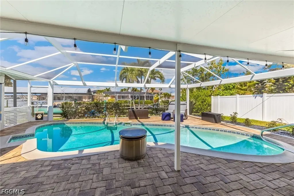 141 SW 54th Terrace Cape Coral FL 33914
