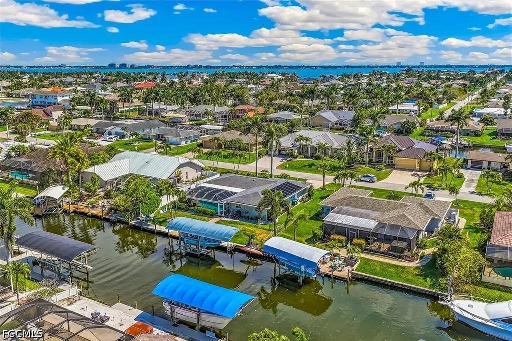 141 SW 54th Terrace Cape Coral FL 33914