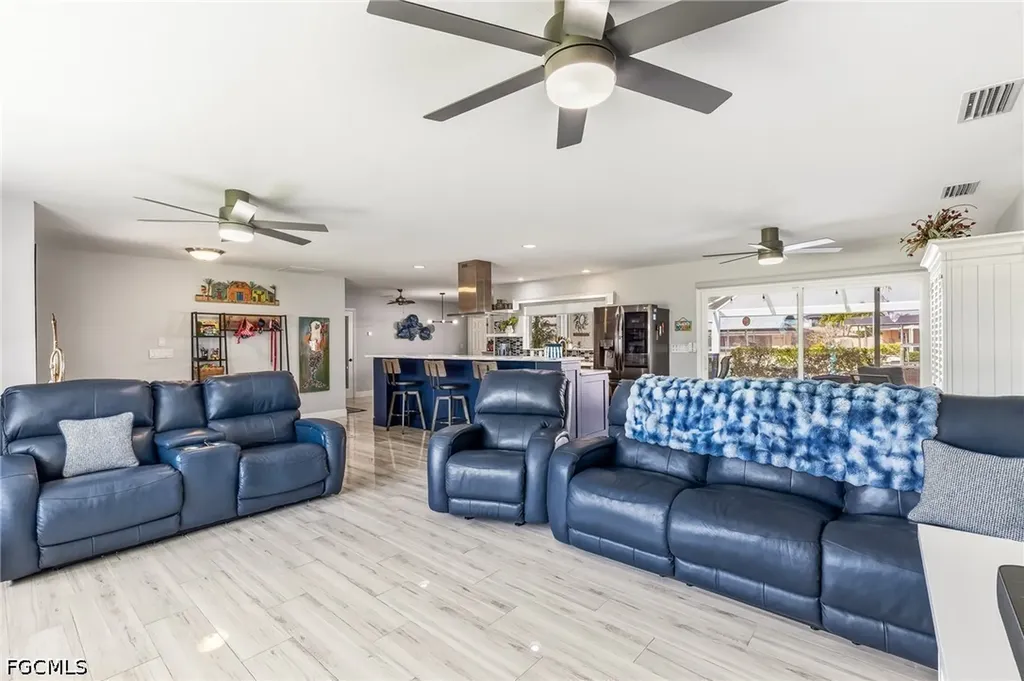 141 SW 54th Terrace Cape Coral FL 33914