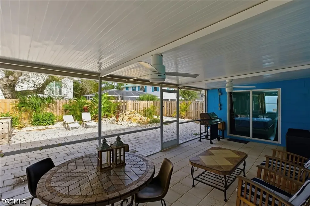 185 Hibiscus Drive Fort Myers Beach FL 33931