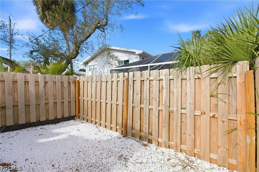 185 Hibiscus Drive Fort Myers Beach FL 33931