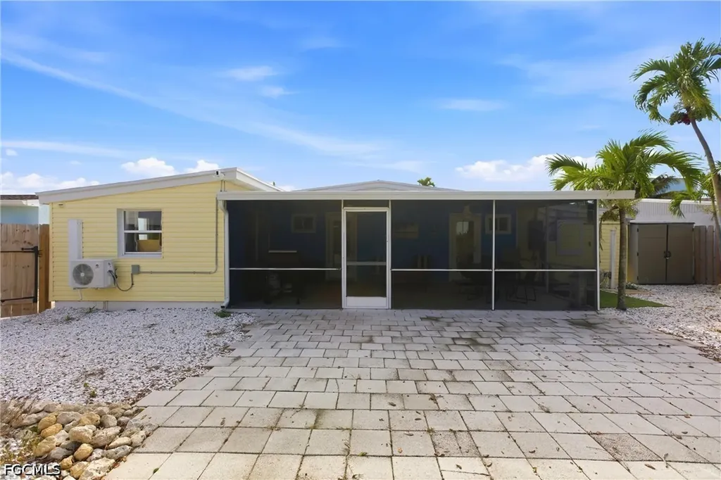 185 Hibiscus Drive Fort Myers Beach FL 33931