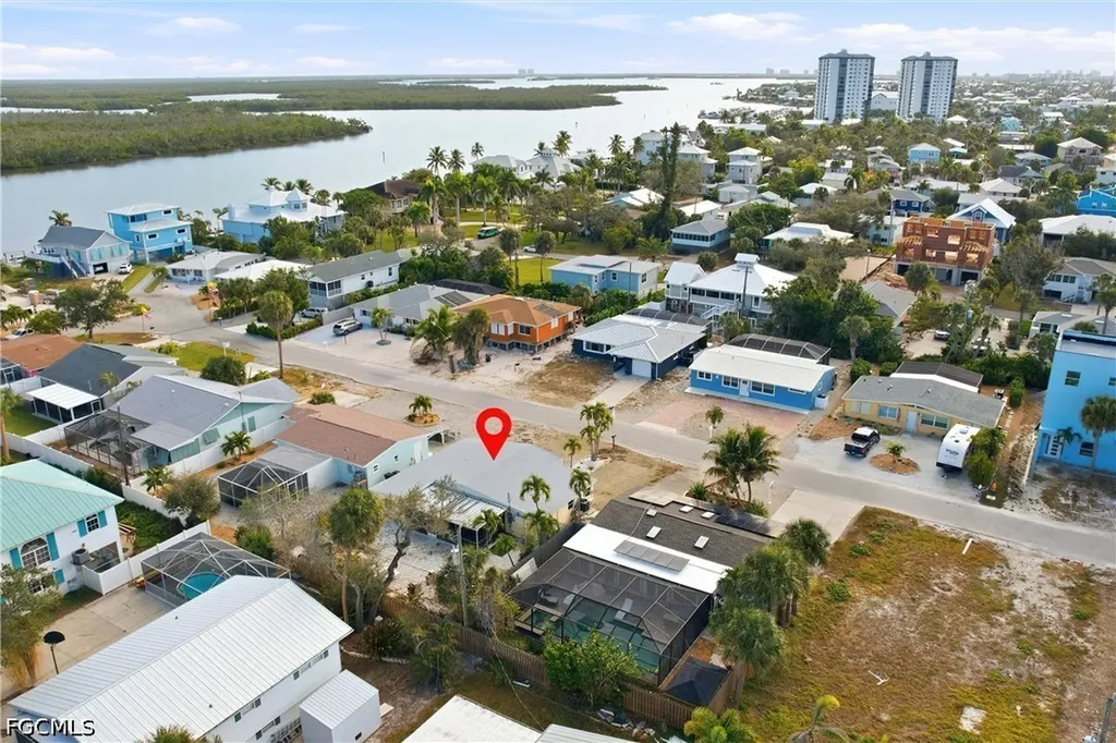 185 Hibiscus Drive Fort Myers Beach FL 33931