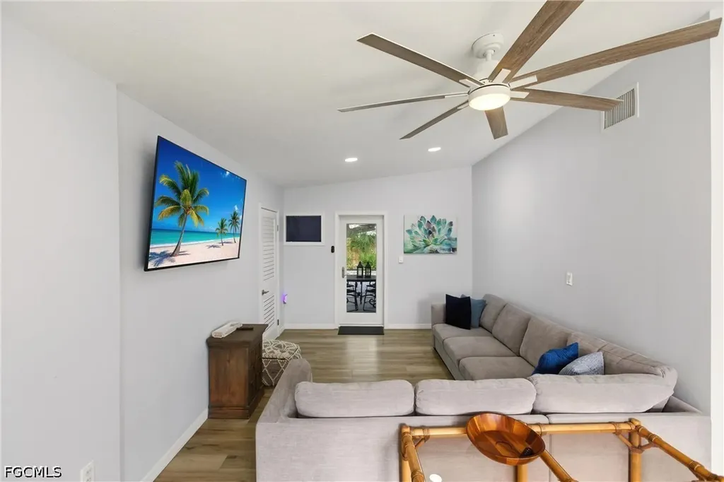 185 Hibiscus Drive Fort Myers Beach FL 33931
