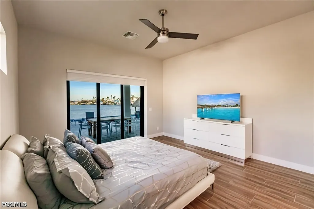5419 Skyline Boulevard Cape Coral FL 33914