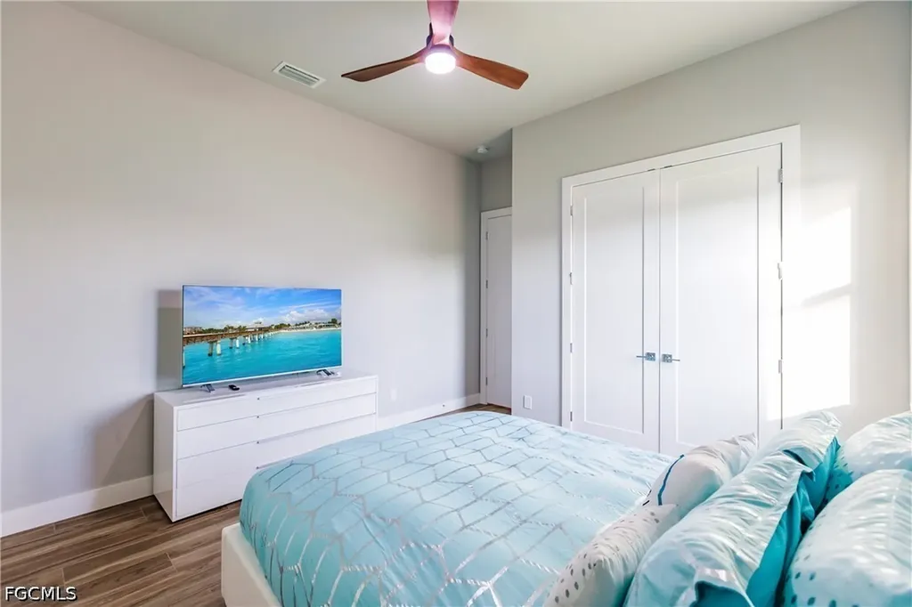 5419 Skyline Boulevard Cape Coral FL 33914