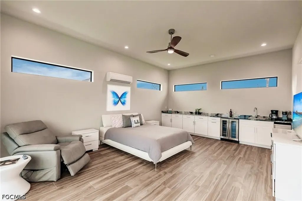 5419 Skyline Boulevard Cape Coral FL 33914