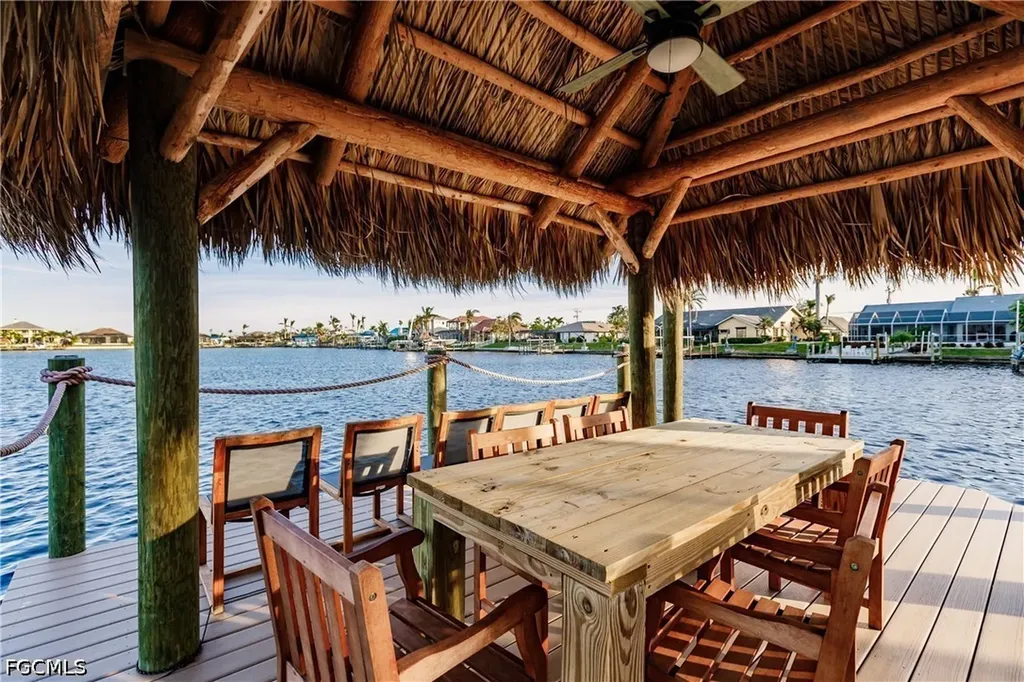 5419 Skyline Boulevard Cape Coral FL 33914