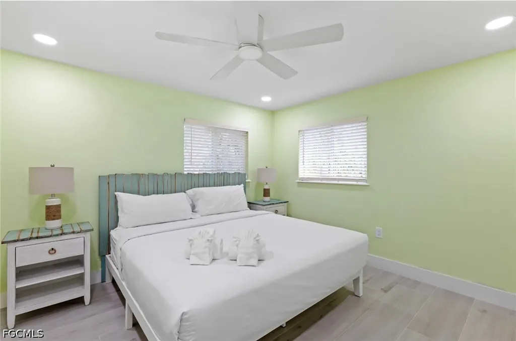 706 Donax Street Sanibel FL 33957