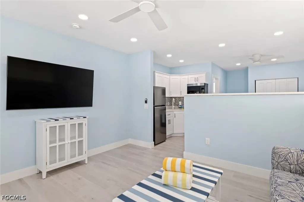 706 Donax Street Sanibel FL 33957