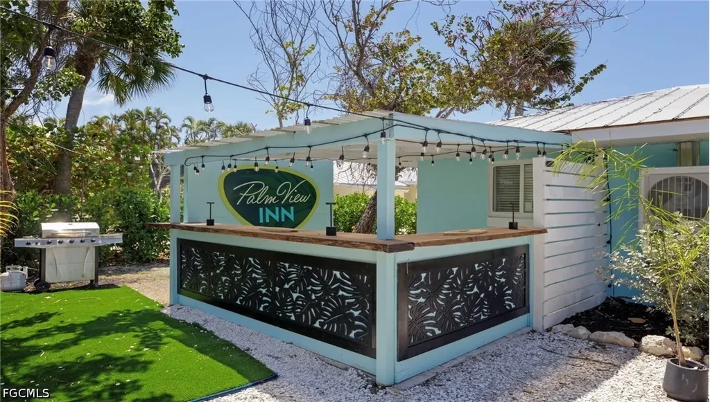 706 Donax Street Sanibel FL 33957