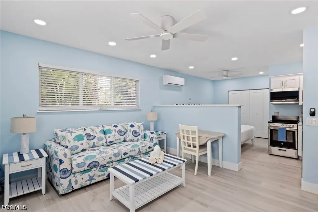 706 Donax Street Sanibel FL 33957