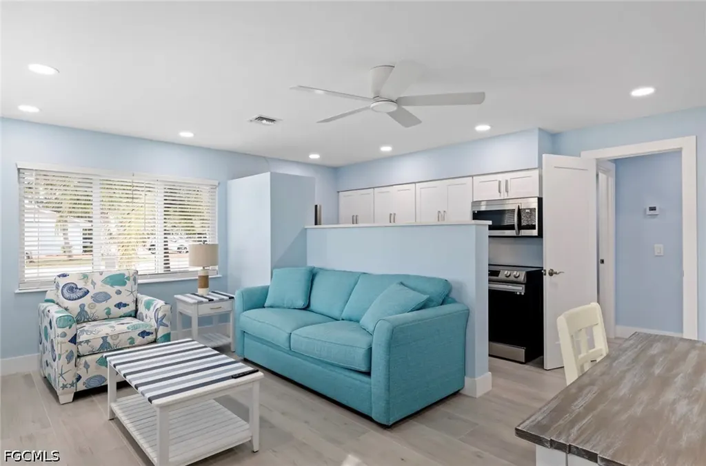 706 Donax Street Sanibel FL 33957