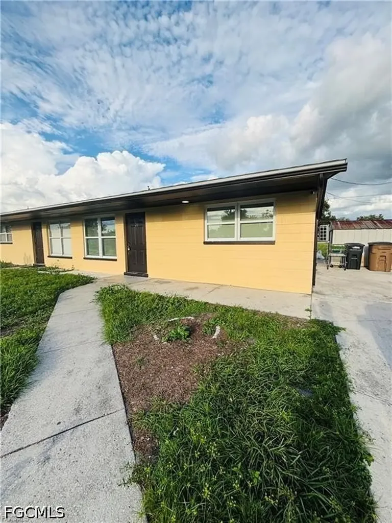 20 Westminster Street N Lehigh Acres FL 33936