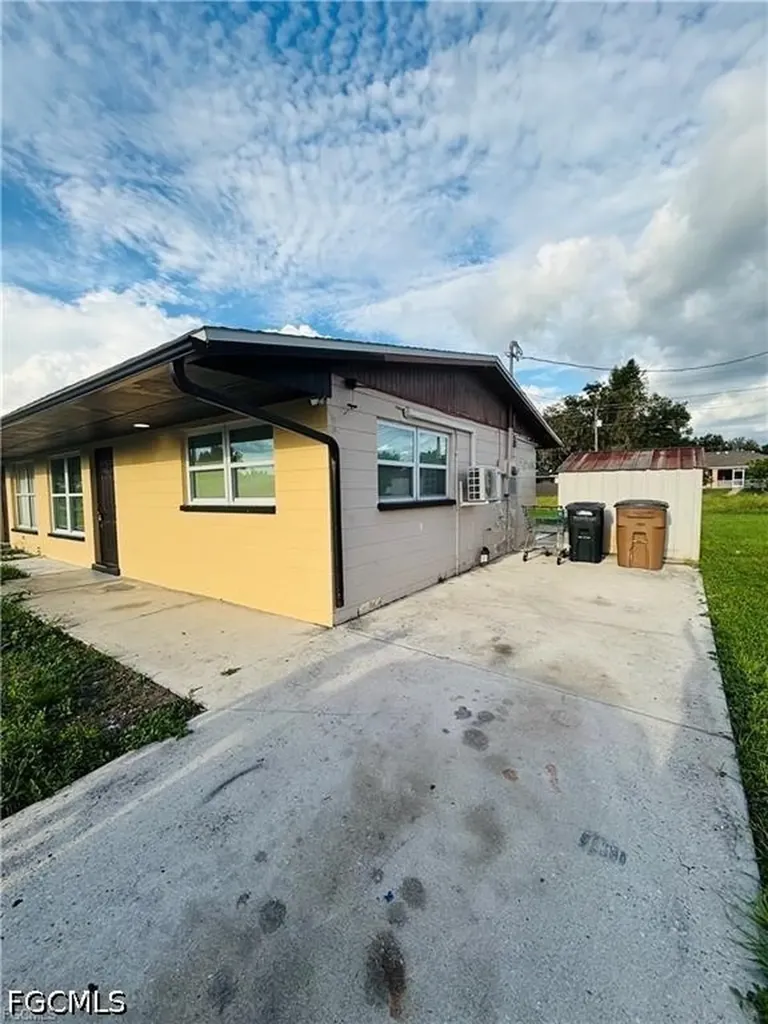 20 Westminster Street N Lehigh Acres FL 33936