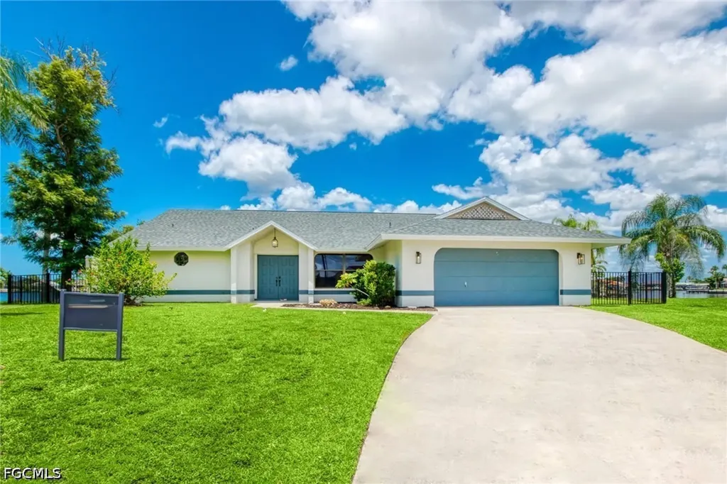 5004 SW 5th Place Cape Coral FL 33914