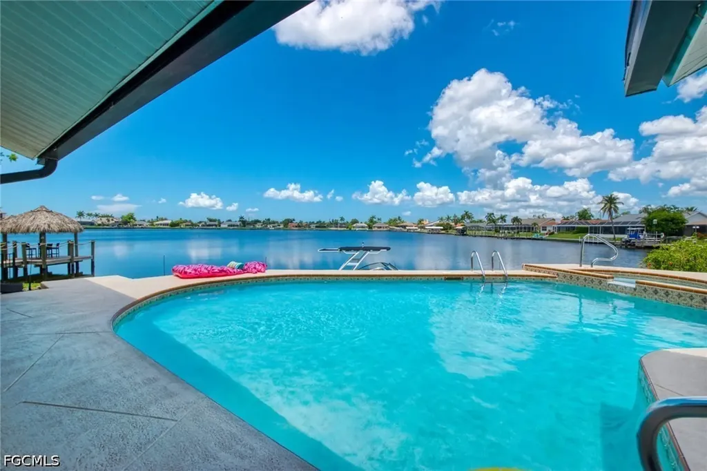 5004 SW 5th Place Cape Coral FL 33914
