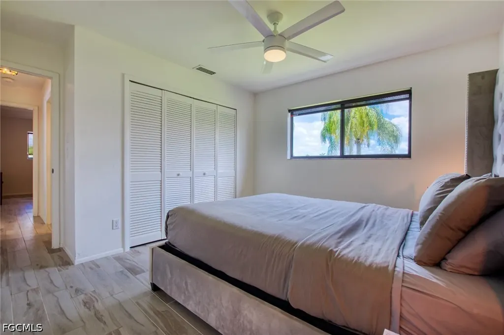 5004 SW 5th Place Cape Coral FL 33914