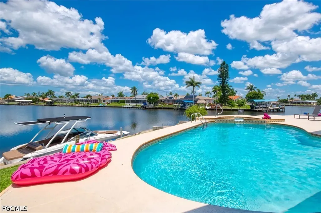 5004 SW 5th Place Cape Coral FL 33914