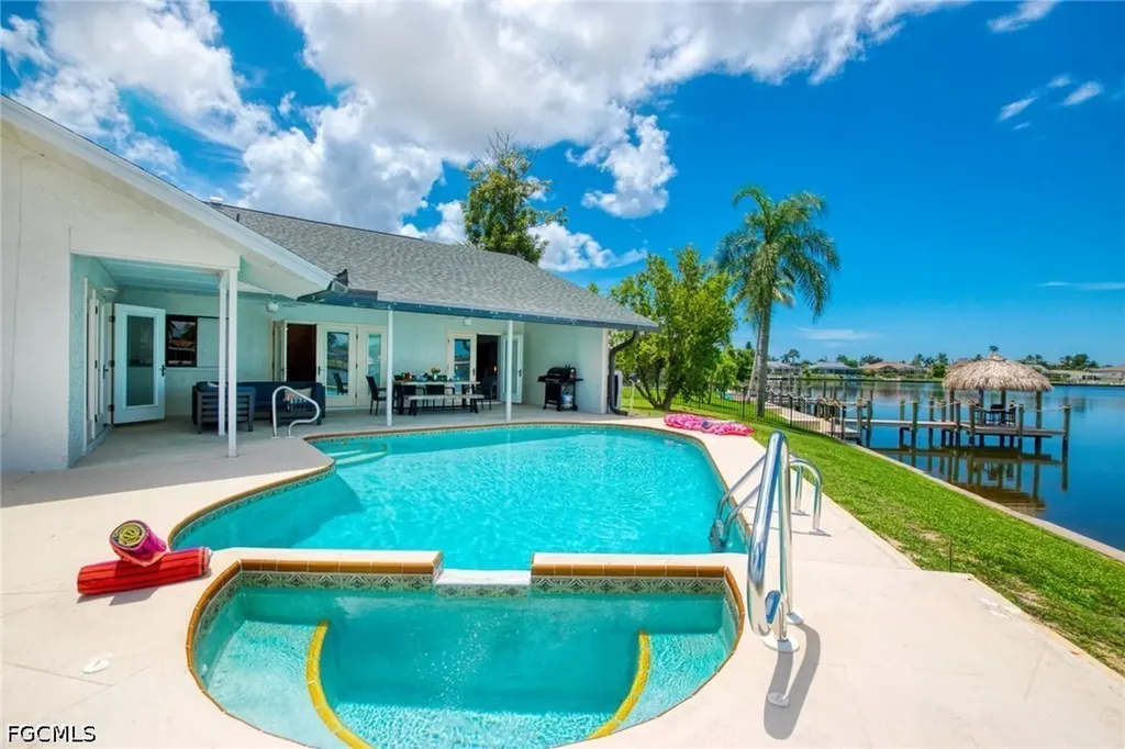 5004 SW 5th Place Cape Coral FL 33914