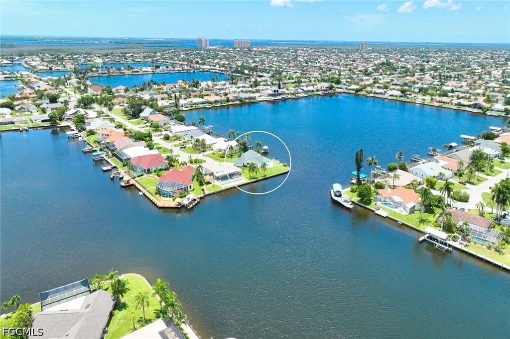 5004 SW 5th Place Cape Coral FL 33914