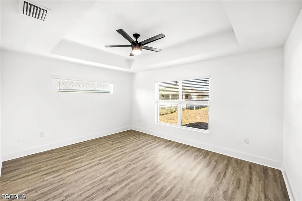 1702 NW 5th Place Cape Coral FL 33993