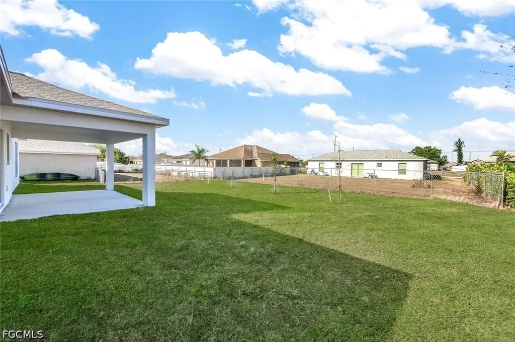 1702 NW 5th Place Cape Coral FL 33993