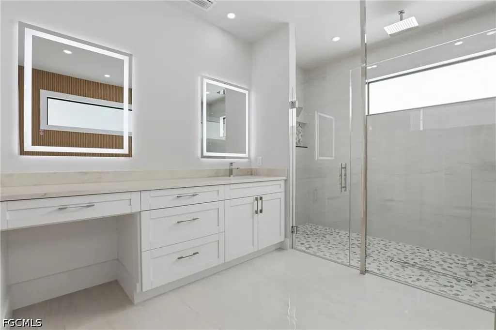 1414 NE 19th Terrace Cape Coral FL 33909