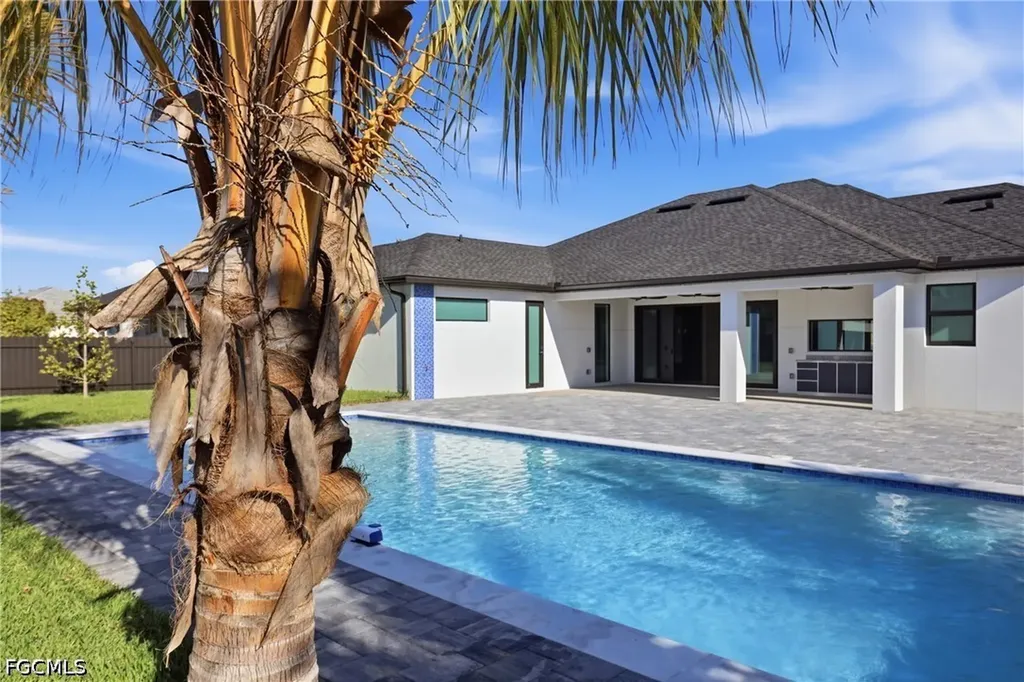 1414 NE 19th Terrace Cape Coral FL 33909