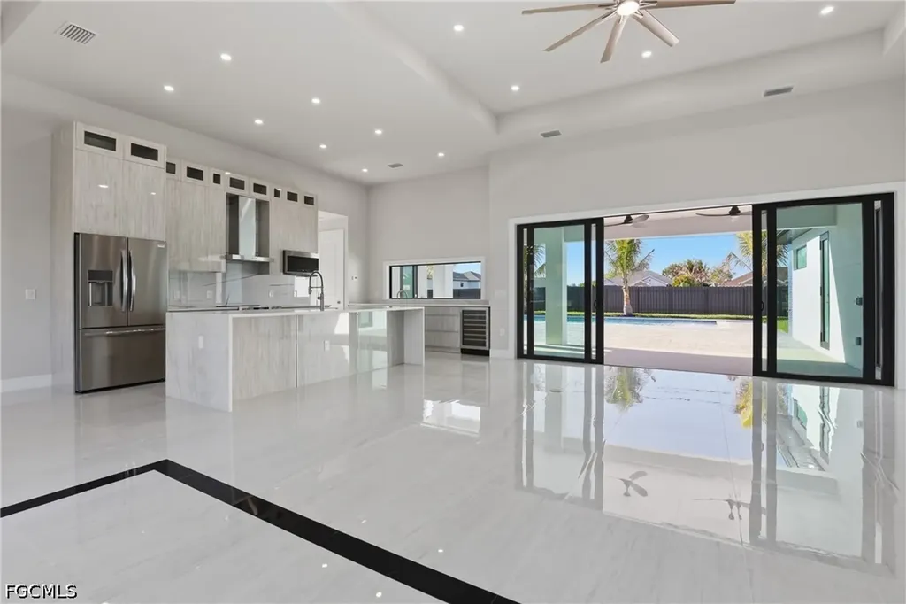 1414 NE 19th Terrace Cape Coral FL 33909